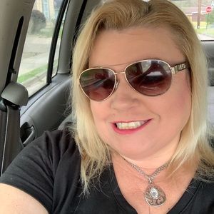 Meet your Posher, Kellie